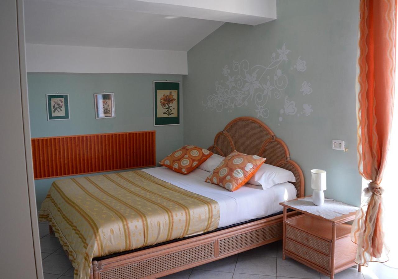 B&B Aquino In Terrazza Ngoại thất bức ảnh